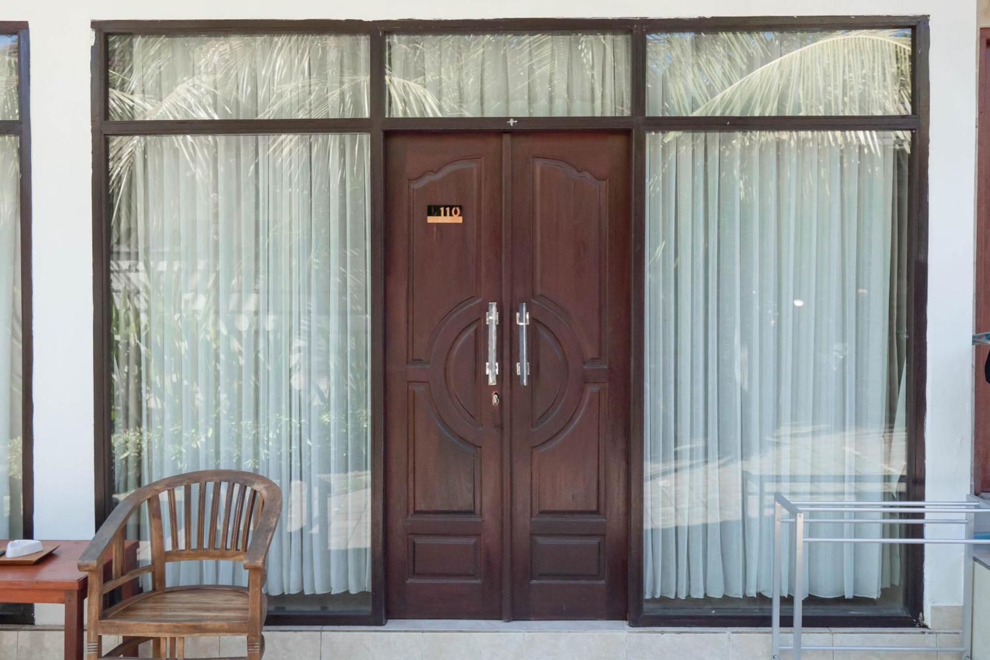Brisk Homestay Uluwatu Redpartner Екстер'єр фото