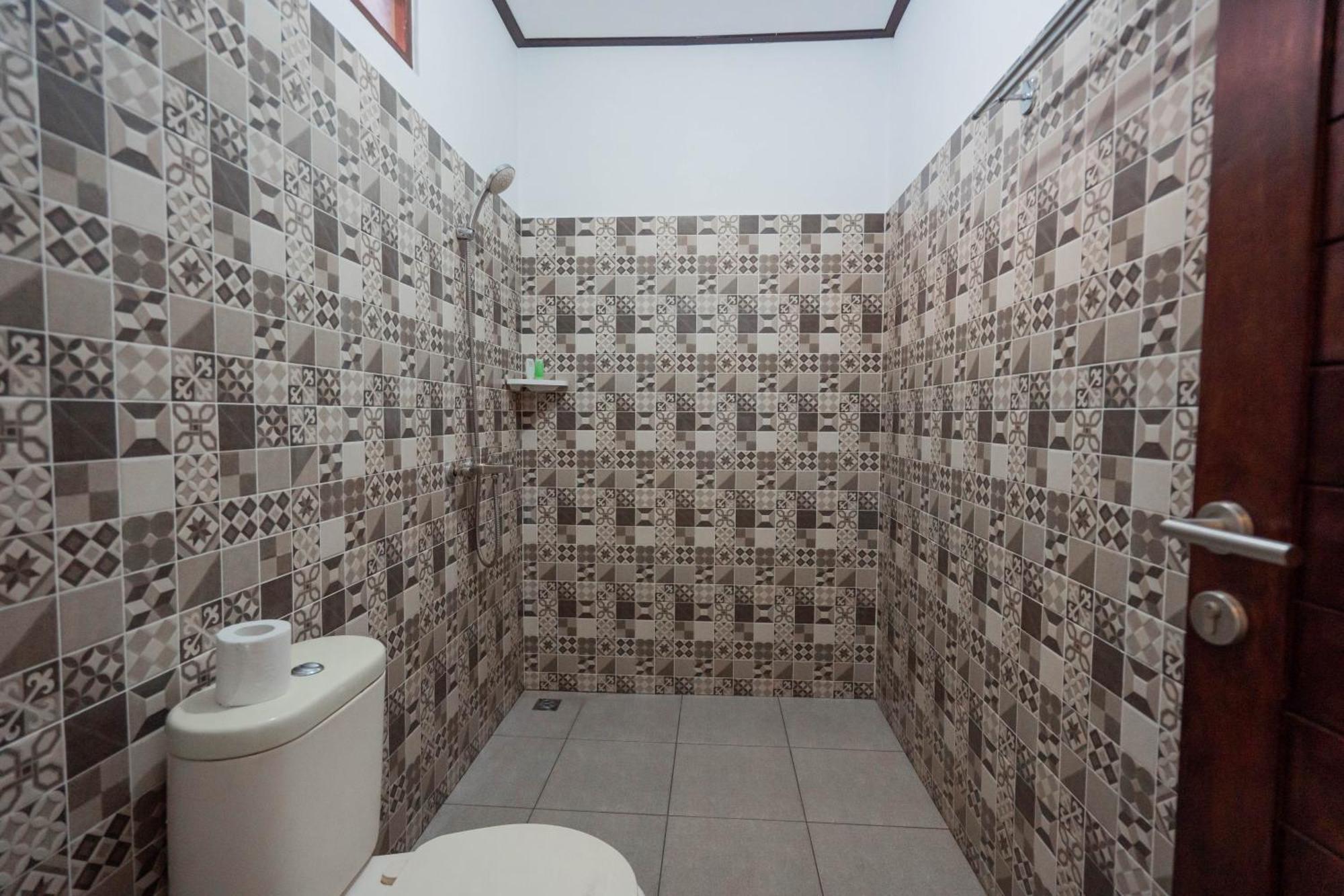 Brisk Homestay Uluwatu Redpartner Екстер'єр фото